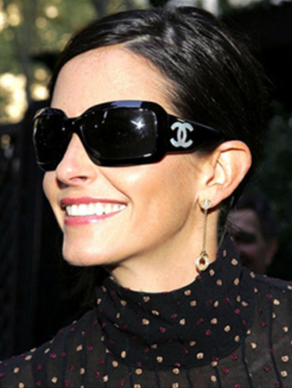 CHANEL 5076-H Black Sunglasses With Large Mother Of Pearl CC Logo.